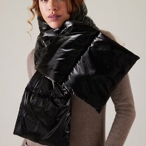 Athleta Shiny Black Puffer Scarf